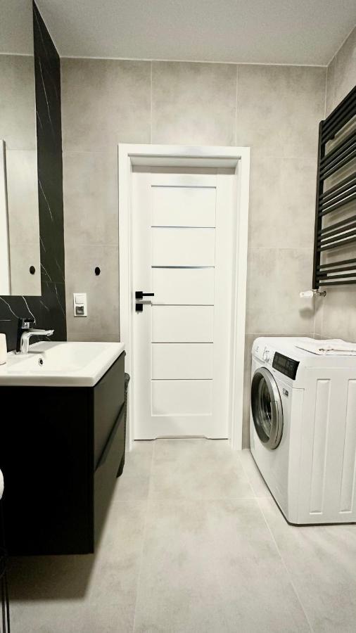 Apartament Elegant 2 Пшемишъл Екстериор снимка