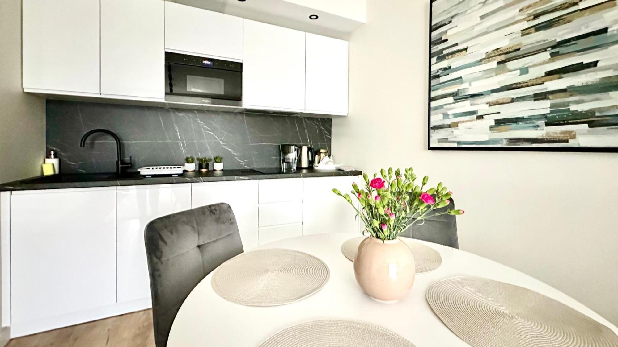 Apartament Elegant 2 Пшемишъл Екстериор снимка